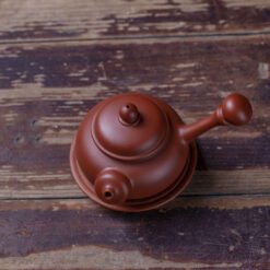 Thiết kế với hình dáng đặc trưng và chất liệu cao cấp