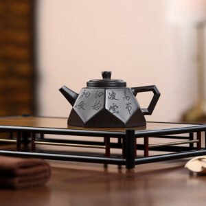 Ý nghĩa của dáng ấm Tử Sa Lục Phương trong văn hóa trà