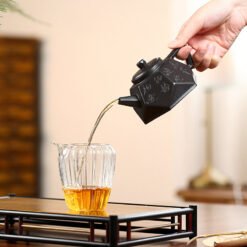 Ấm Tử Sa Hắc Nê Dáng Lục Phương cao cấp LP001 vòi ấm dễ ngắt nước