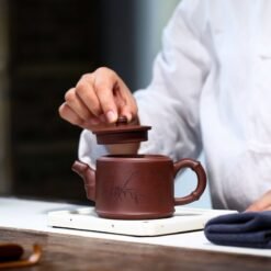 Ấm tử sa tử nê dáng Hán Đạc