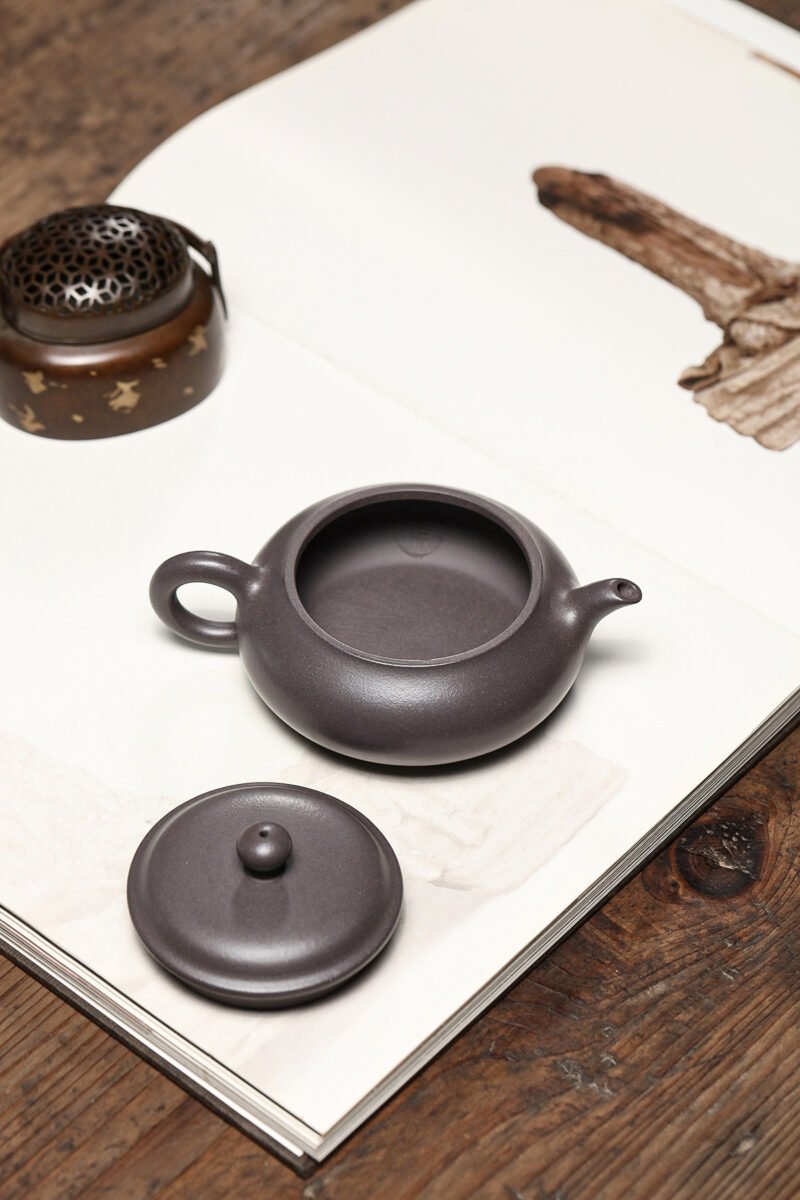 Ấm Tử Sa Tử Nê Dáng Minh cao cấp ML003 nắp ấm thiết kế vừa vặn