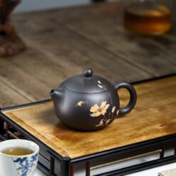 Ấm tử sa Hắc Tử Nê hoa Mai vàng dáng Tây Thi TT019